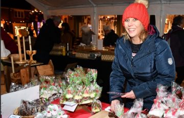 A Magical Christmas Evening in Old Amersham